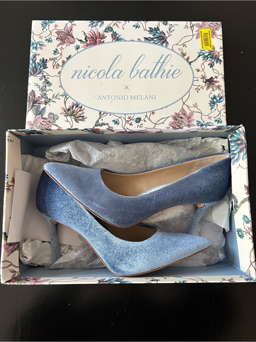Nicola Bathie for Antonio Melani velvet pumps new